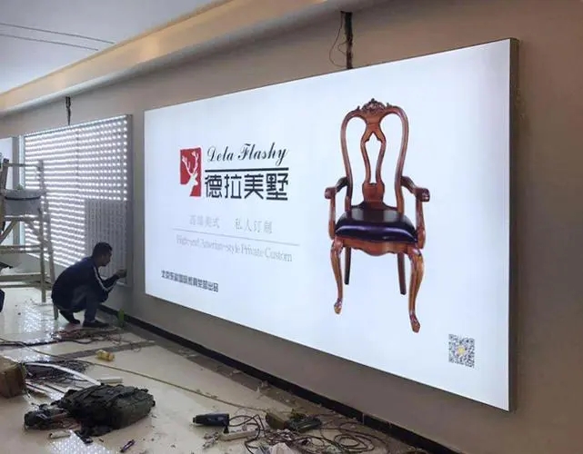 成都廣告向日葵视频色板下载燈箱的安裝和維護的技巧？